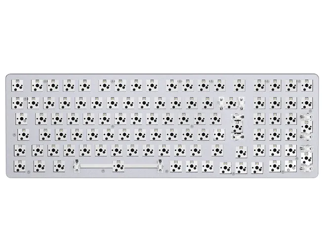 GMMK 2 - Full-Size 96% - Barebone - ISO - White - Gaming Tangentbord - Universal - Vit
