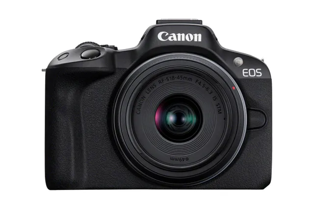 Canon EOS R50 + RF-S 18-45 mm F4.5-6.3 IS STM Svart