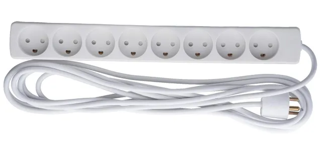 8-Stikdåse Hvid 5 m Ledning