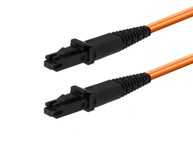 - Nätverkskabel - ST/PC multiläge (ha