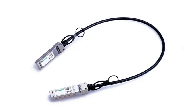 - 25GBase direktkopplingskabel - SFP28 (ha