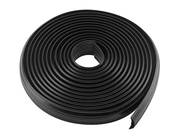 M - Kabelskydd - PVC - golvmontering - 10 m - svart