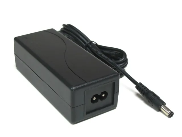 - Strömadapter - 65 Watt - för Acer DA241HL,