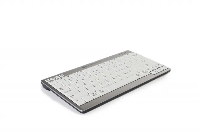 UltraBoard 950 - keyboard - Nordic - Tangentbord - Nordisk - Silver