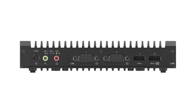 ThinkEdge SE10, Intel Atom x6425RE, 8 GB, 256 GB SSD PCIe, 2x2.5GbE LAN, WiFi 6, Bluetooth 5.1, Win10 IoT Enterprise, inkl. mus och tangentbord, 3 års på-platsen-garanti