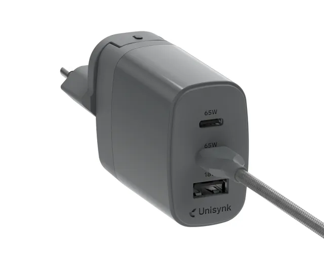 3 Port Global Multi-Charger Kit - 65W - Grey