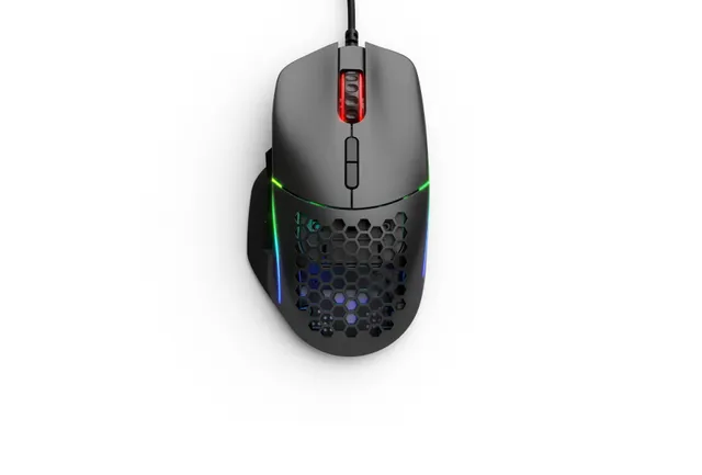 Model i gamingmus, svart