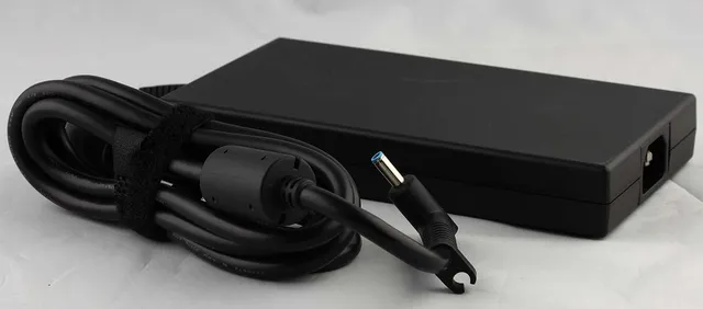 Smart Slim - Strömadapter - 200 Watt - PFC - fö