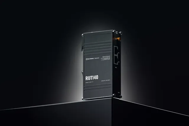 RUT140 Industrial Modbus Router (RUT140000000 / Standard package) - Router N Standard - 802.11n