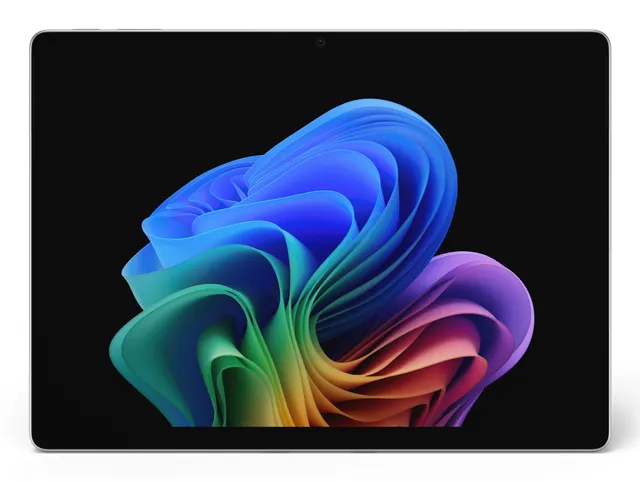 Surface Pro 12:e utg. 13" 2-i-1 bärbar dator, platina