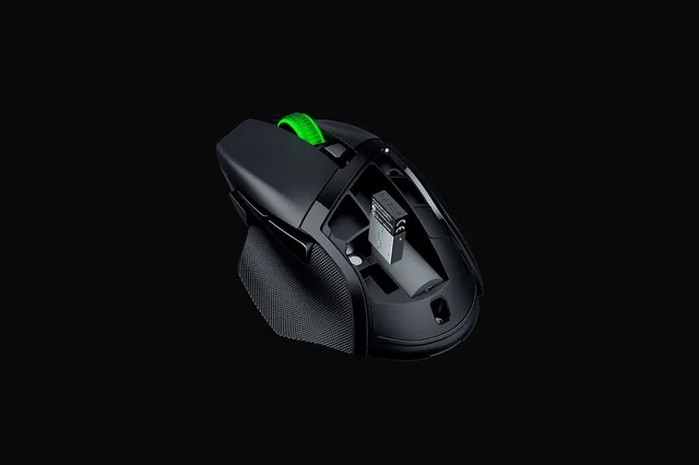 Basilisk V3 X Hyperspeed - Gamingmus - Optic - 9 knappar - Svart