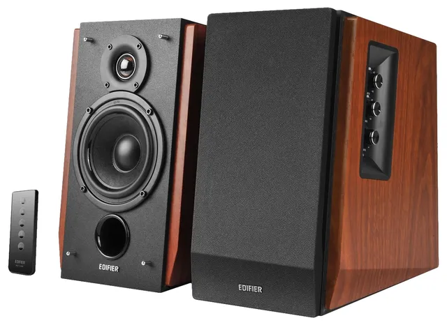 R1700BT, 2x33W RMS, Bluetooth, med fjärrkontroll - Svart