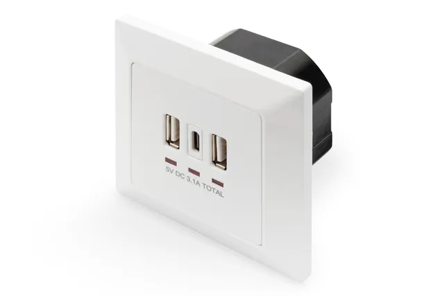 DA-70618 - USB-outlet - 2 USB sockets 1 USB-C socket - RAL 9003 signal white
