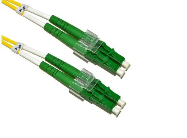 - Patch-kabel - SC/APC enkelläge (hane) til