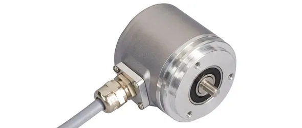 InCremeentel Svängbara sensorer 1 st UTD-IPH00-00256-Y120-CRW Synkronfläns