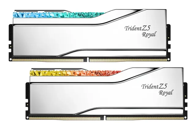 Trident Z5 Royal RGB 32 Gt (2 x 16 Gt) DDR5 7600 MHz, CL36 -muisti (XMP)