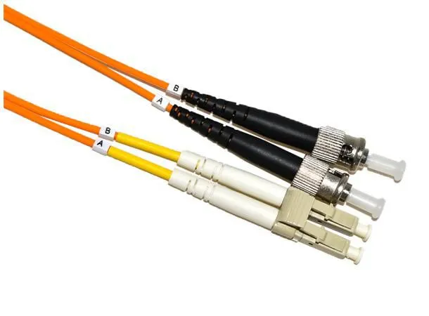 - Patch-kabel - LC multiläge (hane) till ST