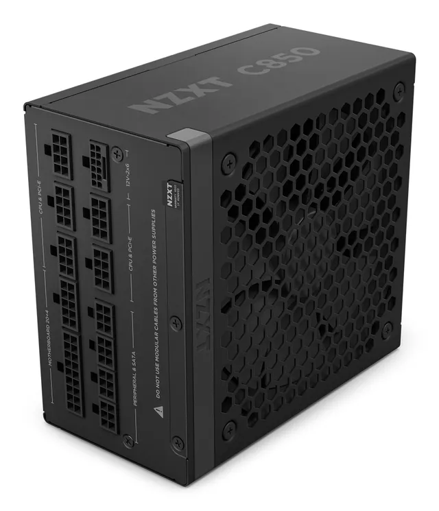 C-Series C850 (2024) Black Strömförsörjning - 850 Watt - 135 mm - ATX 3.1 - 80 Plus Gold certificate