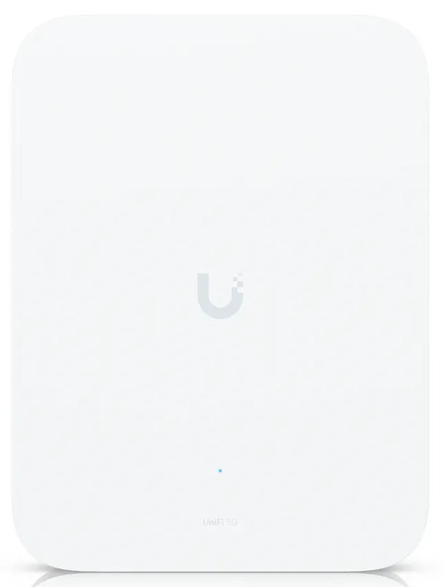 Ubiquiti UniFi 5G Max outdoor gateway