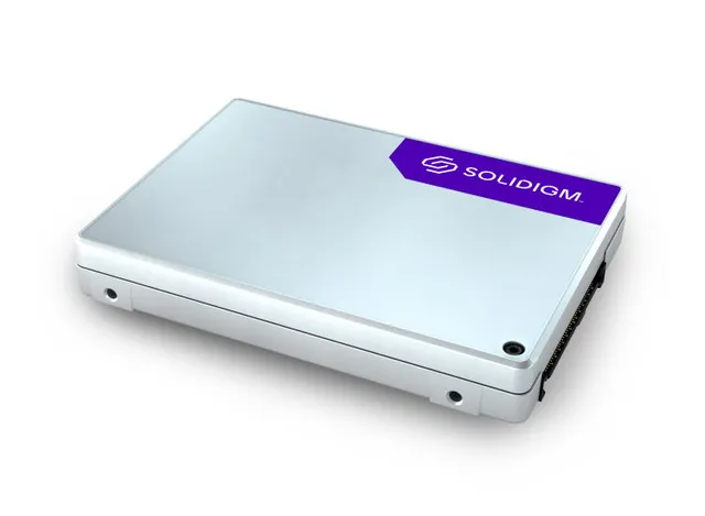 D5 Series D5-P5336 - SSD - 7.68 TB - inbyggd - 2.5" - U.2 PCIe 4.0 x4 (NVMe)