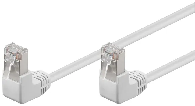 Patchkabel CAT 5e, 2x 90° vinklad, F/UTP, vit, 3 m kopparklädd aluminiumtråd (CCA), 2x RJ45-plugg 90 ° (8P8C)