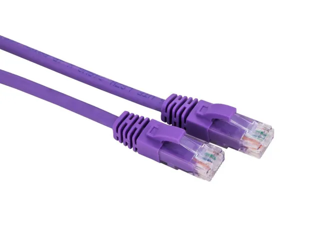 - Patch-kabel - RJ-45 (hane) till RJ-45 (ha