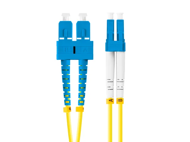 patch cable - 2 m - 2 m - yellow - Gul - 2m