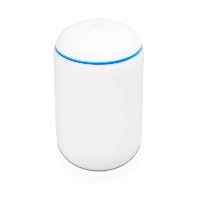 UniFi Dream Machine - Dual Band 802.11ac / 4x4 Wave 2 AP